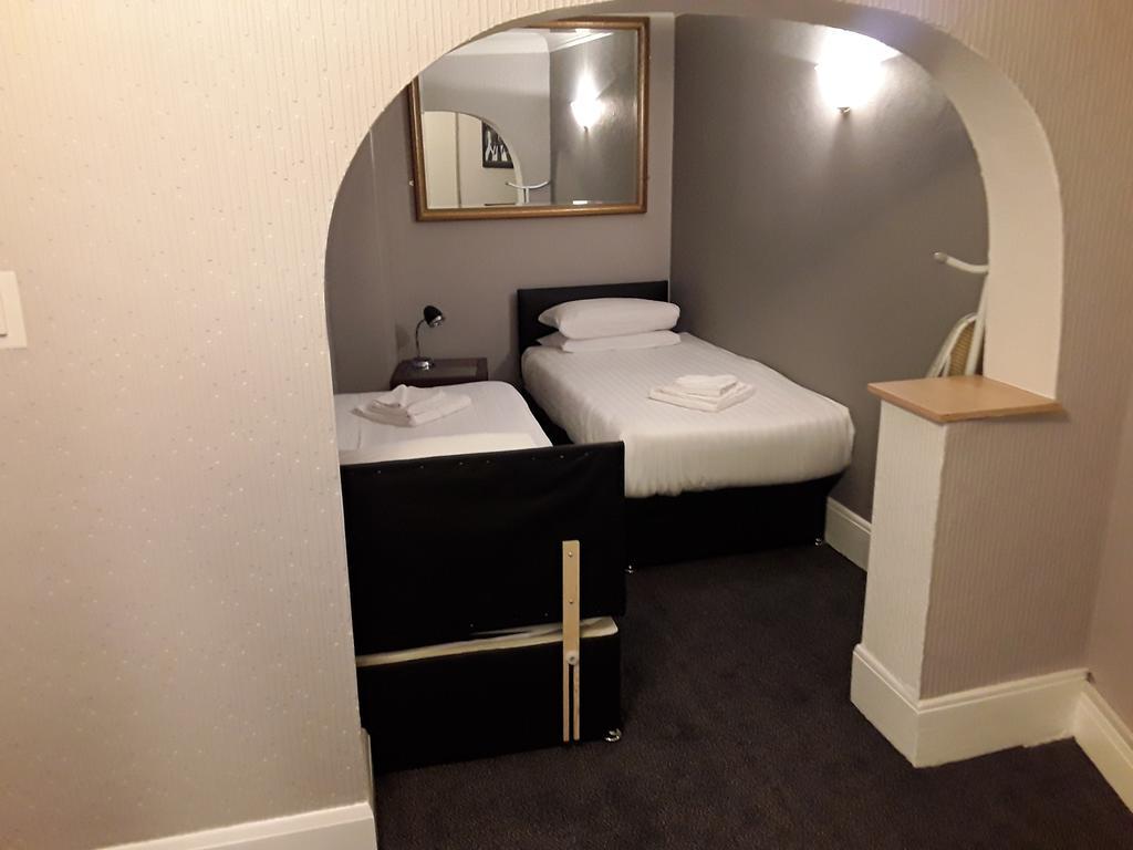 The Liverpool Inn Hotel Bagian luar foto