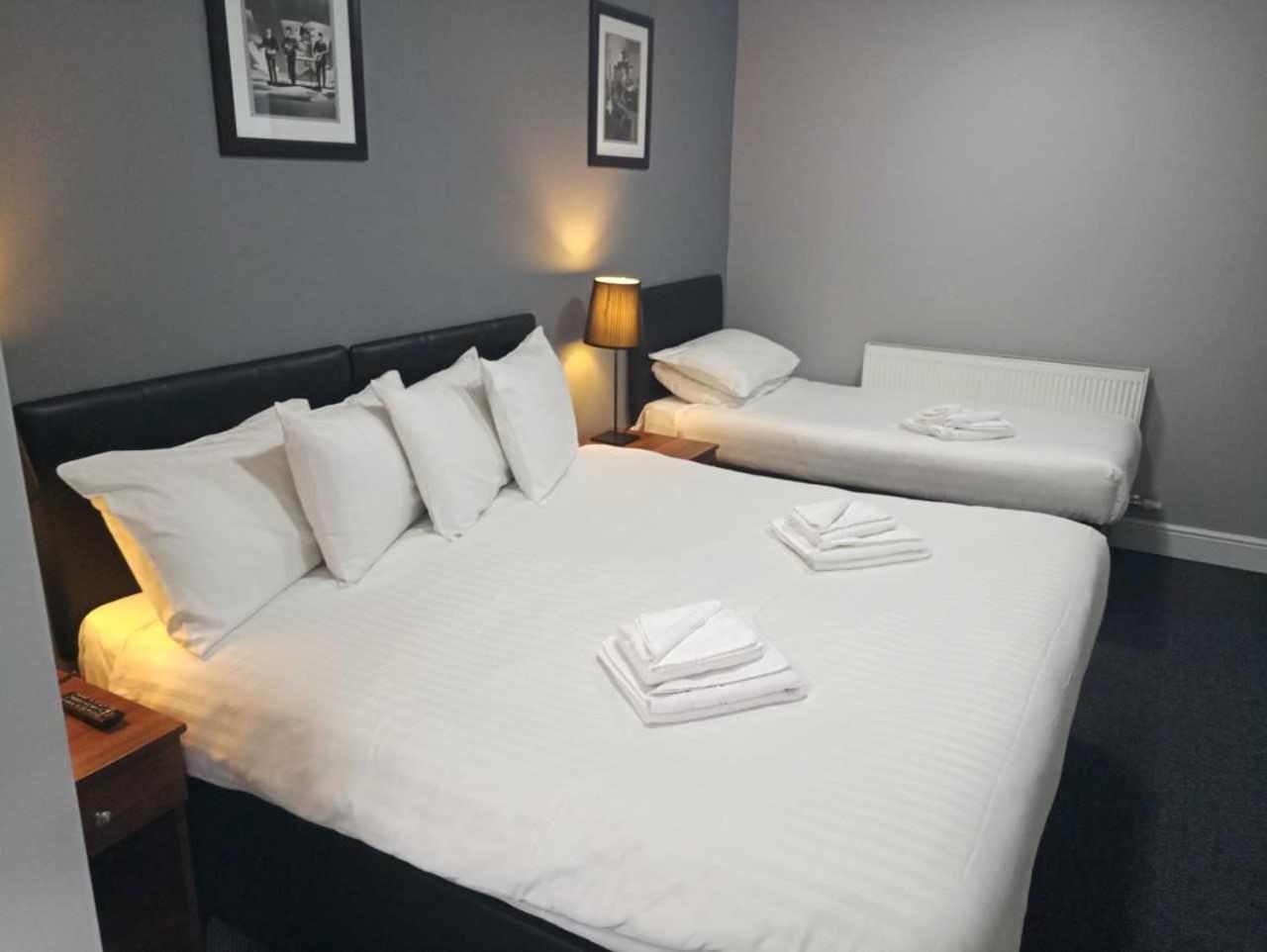 The Liverpool Inn Hotel Bagian luar foto